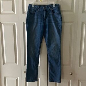 Riders by Lee women’s 12 mid rise slim straight leg denim jeans